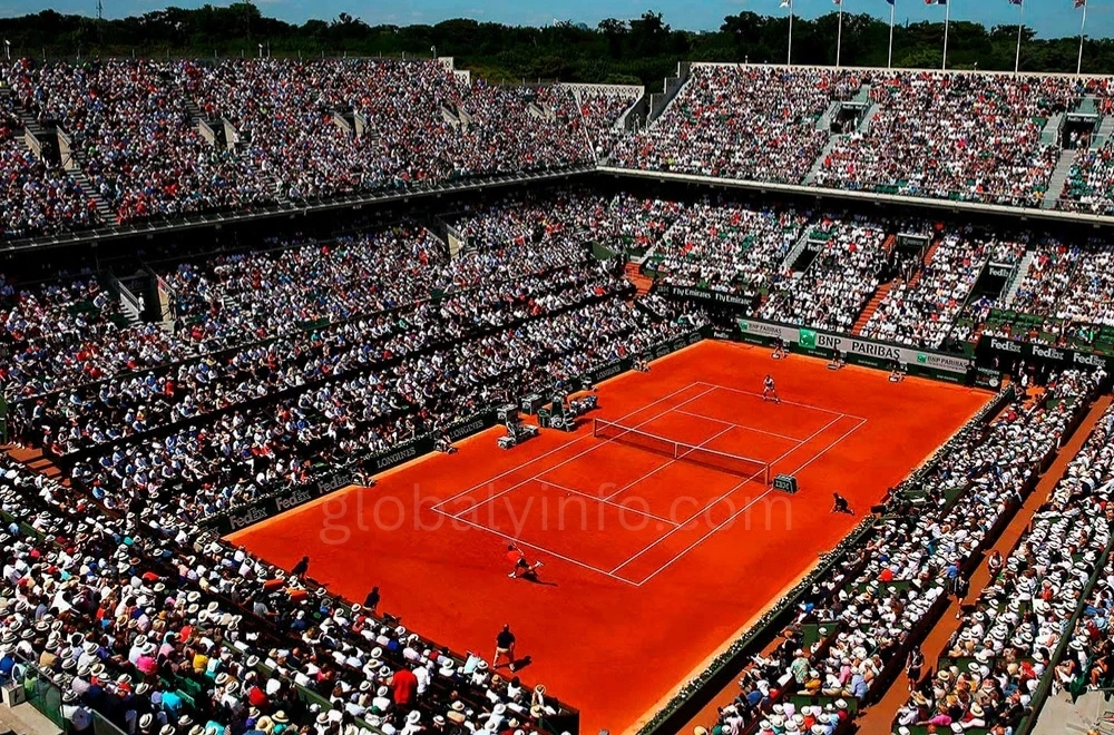 Loïs Boisson Makes History by Defeating Mirra Andreeva in Roland-Garros Quarter-Finals