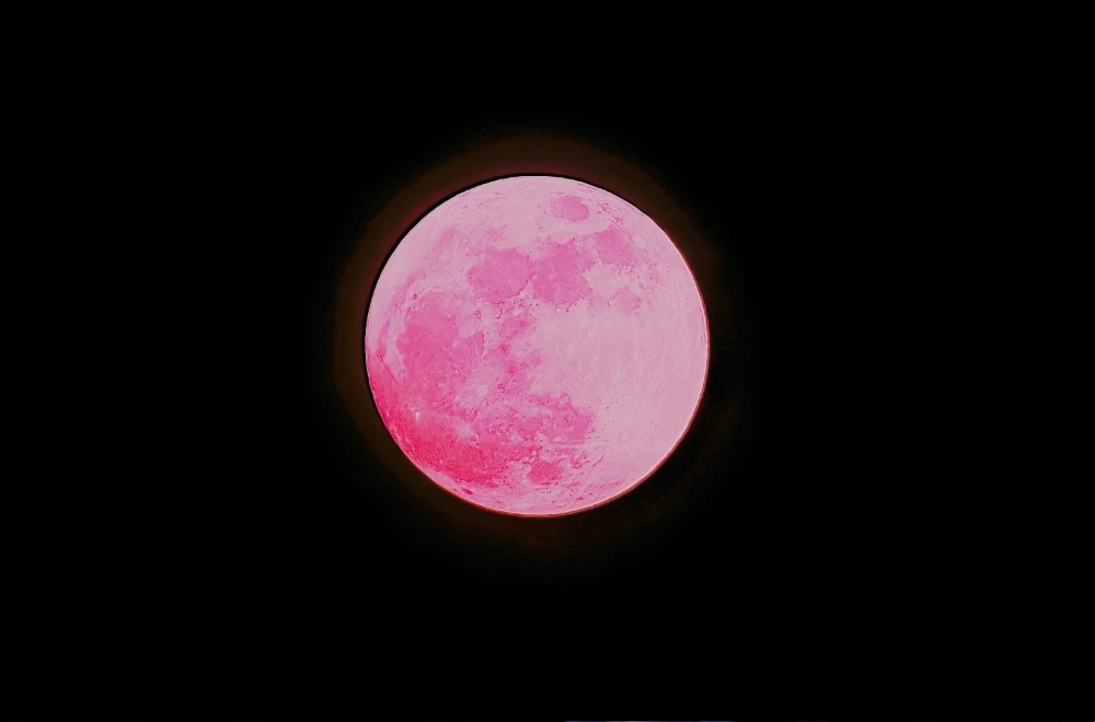 Strawberry Moon 2025: Spring’s Last Full Moon Guide
